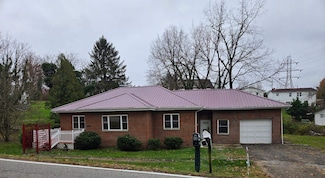 5023 W Pea Ridge Rd, Huntington, WV 25705