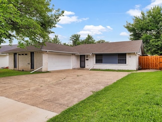 424 Woodmere Dr, Garland, TX 75043