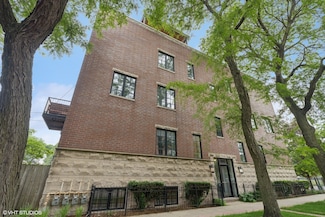 1949 W Nelson St Unit 1E, Chicago, IL 60657