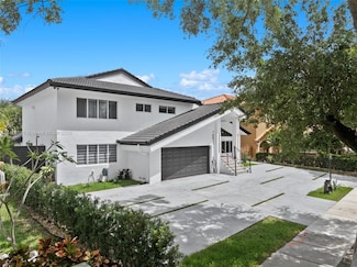 16811 NW 83rd Ave, Hialeah, FL 33016