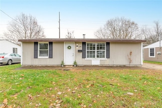 698 S Riverview Ave, Miamisburg, OH 45342