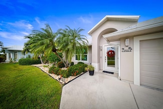 5452 NW Empress Cir, Port Saint Lucie, FL 34983