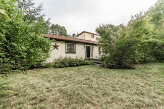 260 Plain Meeting House Rd, West Greenwich, RI 02817