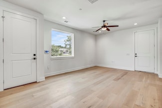 4127 E 12th St Unit 3, Austin, TX 78721
