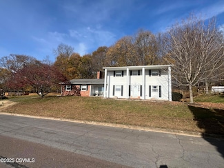4 Kent Rd, Bloomsburg, PA 17815