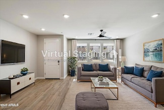 1823 E Chelsea Ln Unit 106, Gilbert, AZ 85295