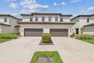 13032 Sanctuary Village Ln, Tampa, FL 33624