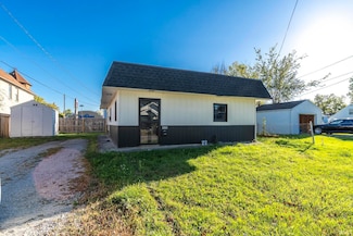1203 Clayton Ave, Fort Wayne, IN 46808