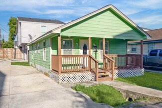3804 Harvard St, Houston, TX 77018