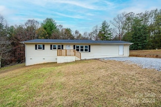 1348 Cube Dr, Valdese, NC 28690