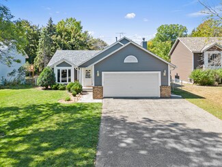 3609 Blue Jay Way, Saint Paul, MN 55123