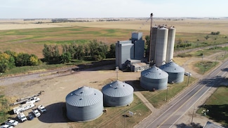 108 E 1st St, Worthing, SD 57077