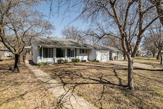 1443 Damon Ct SE, Rochester, MN 55904