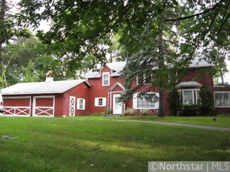 4782 Vine Hill Rd, Excelsior, MN 55331