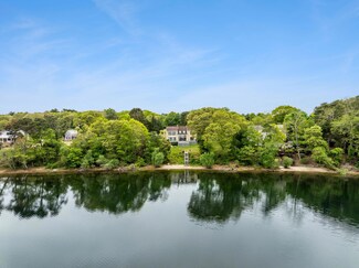 376 Flint St, Marstons Mills, MA 02648