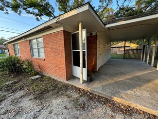 534 W Brentwood St, Channelview, TX 77530