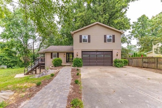 624 Forest Park Dr, Newburgh, IN 47630