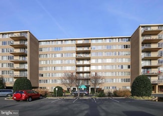 5565 Columbia Pike Unit 712, Arlington, VA 22204