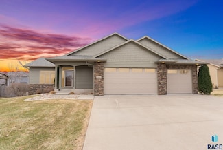 7005 E Archstone St, Sioux Falls, SD 57110