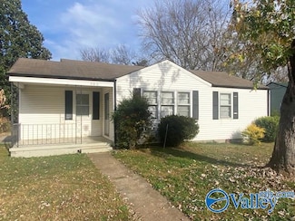 906 Parklane St NW, Huntsville, AL 35816