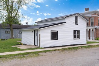 157 N Monroe St, Camden, IN 46917