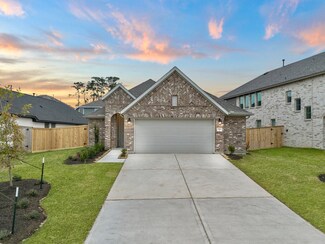 540 Sand Branch Dr, Conroe, TX 77304