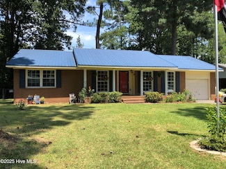 1011 Plymouth Dr, New Bern, NC 28562