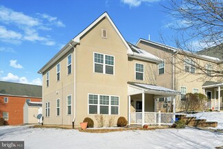 3711 Palisades Dr, Philadelphia, PA 19129