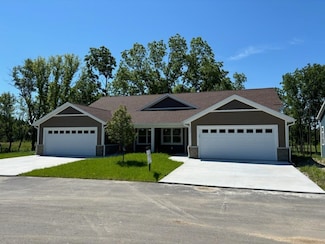 301 Edenview Ln, Eden, WI 53019