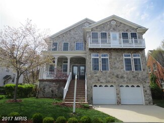 916 N Cleveland St, Arlington, VA 22201