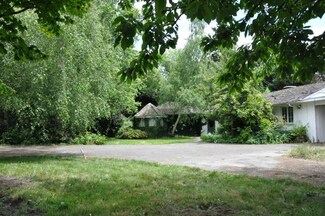 8105 NE 8th St, Medina, WA 98039
