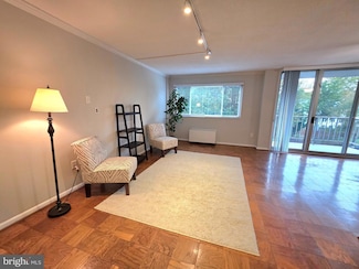 2059 Huntington Ave Unit 312, Alexandria, VA 22303