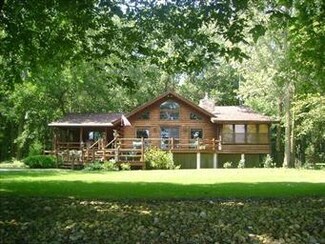 6491 N River Dr, Oregon, IL 61061