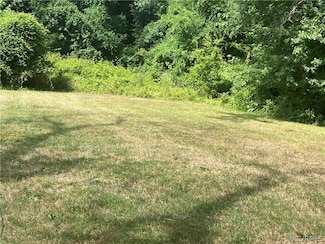 214 Berkley St, Ashland, VA 23005