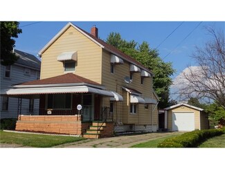 203 15th St NW, Barberton, OH 44203
