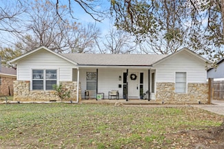 4820 White Oak Ln, River Oaks, TX 76114