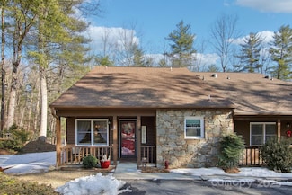 6 S Calico Ln, Etowah, NC 28729