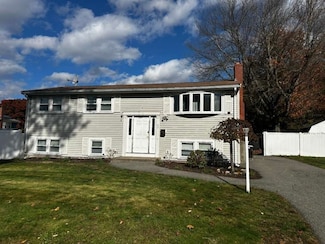 63 Mcgarvey Rd, Stoughton, MA 02072