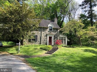117 S Radnor Chester Rd, Wayne, PA 19087