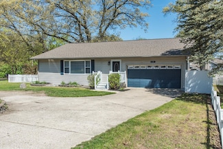 8248 W Q Ave, Kalamazoo, MI 49009