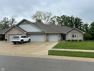 308 Bay Ridge Dr, Pendleton, IN 46064