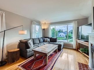2626 Steele St, Denver, CO 80205