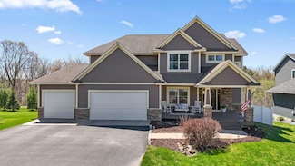 1840 N White Pine Ct N, Stillwater, MN 55082
