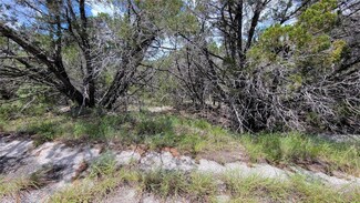 8199 Arroyo Ave, Lago Vista, TX 78645