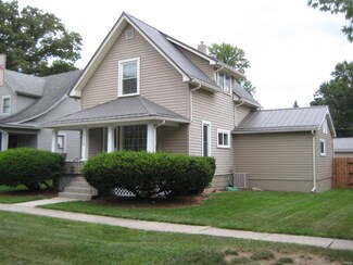 717 E 9th St, Auburn, IN 46706