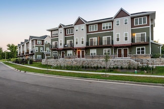 2674 Notre Dame Dr Unit 104, Fitchburg, WI 53711