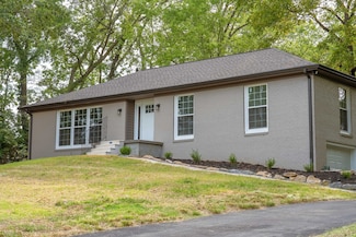 1015 Craig St, Gallatin, TN 37066