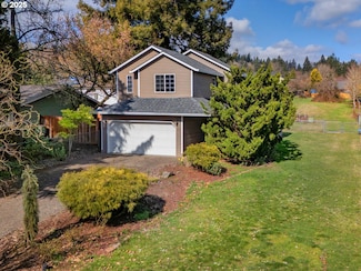400 SW 3rd St, Dundee, OR 97115