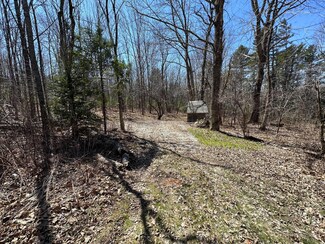 143 Old Union Rd, Washington, ME 04574