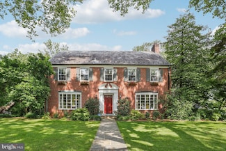 1942 Sycamore St, Bethlehem, PA 18017